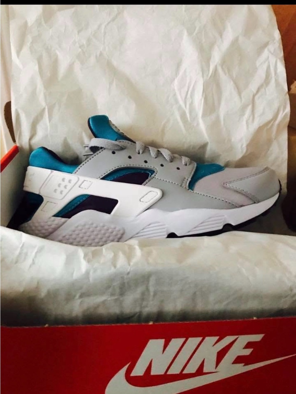 Nike Women's Grey and Teal Huarache-Style Sneakers